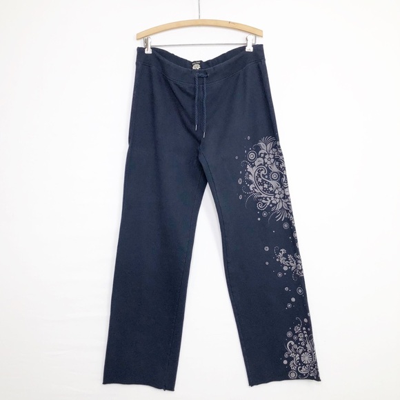 Lucky Brand Y2K navy blue graphic, print, two piece jogger set - Picture 9 of 13